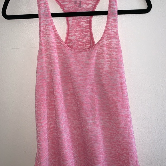 Gap tank top - Picture 2 of 4